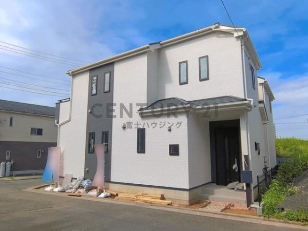 藤沢市葛原2331番　新築B号棟　全2棟