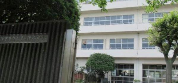 鎌倉市七里ガ浜２丁目の土地(鎌倉市立七里ガ浜小学校)