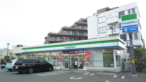 クリオ辻堂壱番館(ファミリーマート辻堂新町三丁目店)
