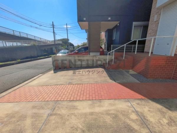 藤沢市柄沢２丁目の中古一戸建て