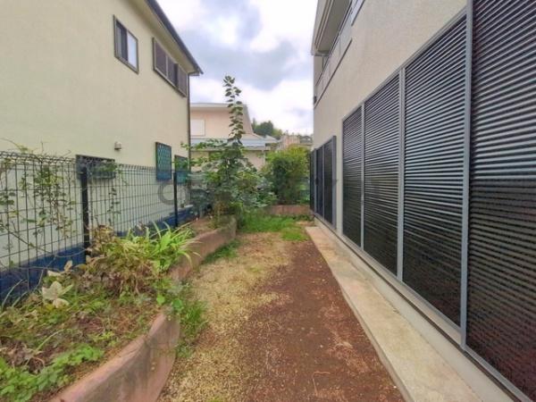 藤沢市本藤沢３丁目の中古一戸建て