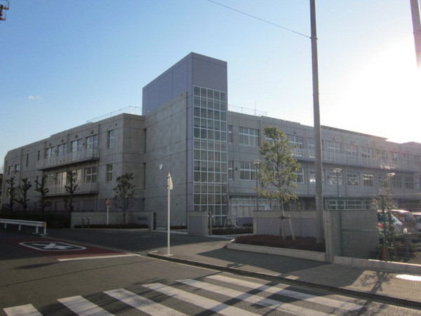 藤沢市善行2丁目3期　新築2号棟　全2区画(藤沢市立善行小学校)