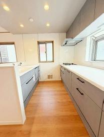藤沢市西富の中古一戸建て