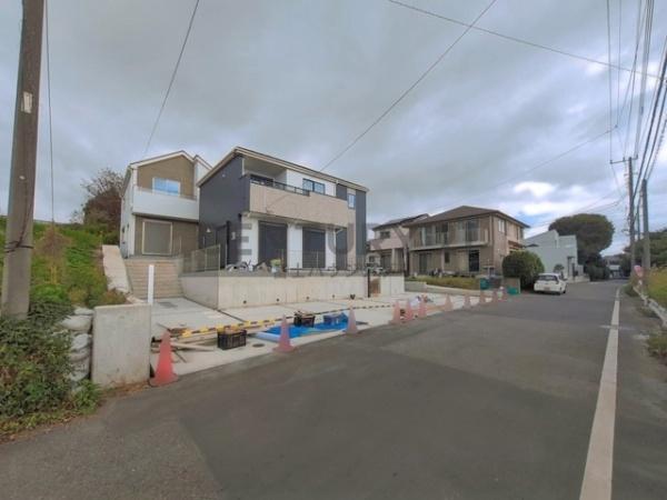 藤沢市亀井野3期　新築2号棟　全3棟
