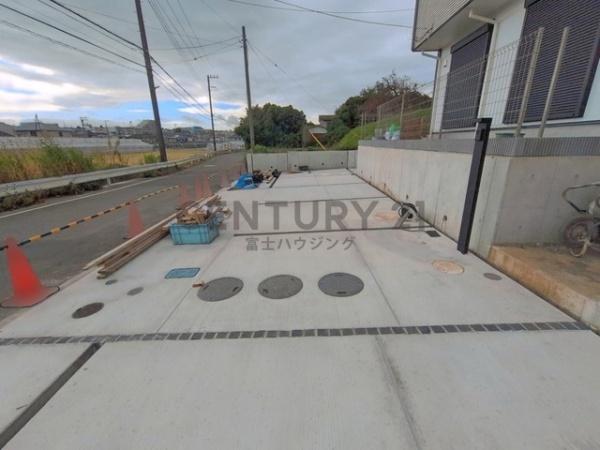 藤沢市亀井野3期　新築2号棟　全3棟