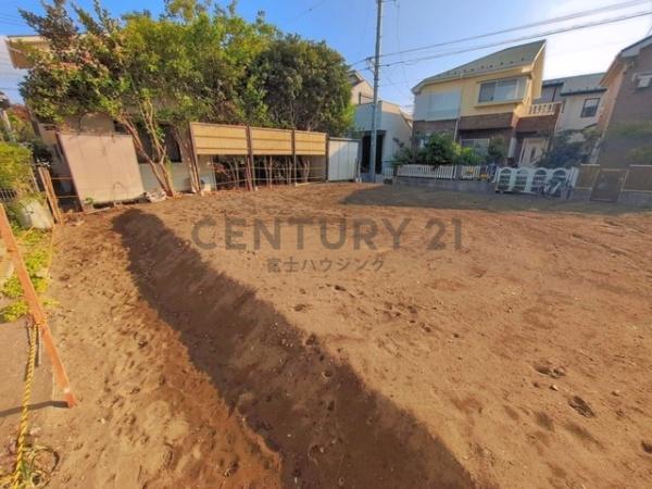 藤沢市鵠沼松が岡３丁目の土地