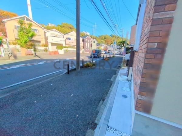 藤沢市鵠沼神明４丁目の中古一戸建て