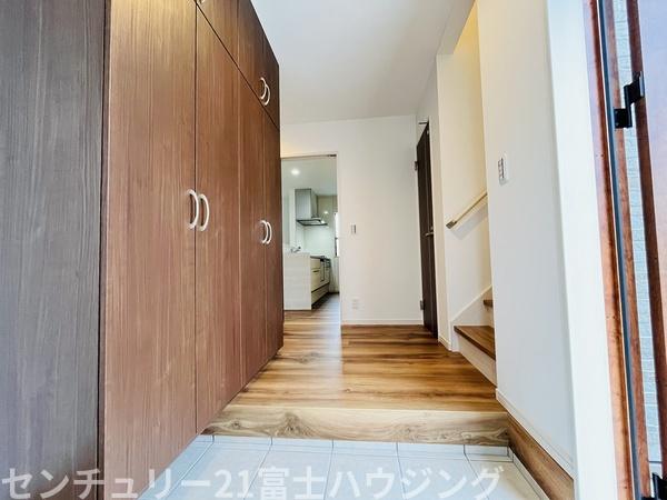 茅ヶ崎市下町屋2丁目　新築戸建　全１棟