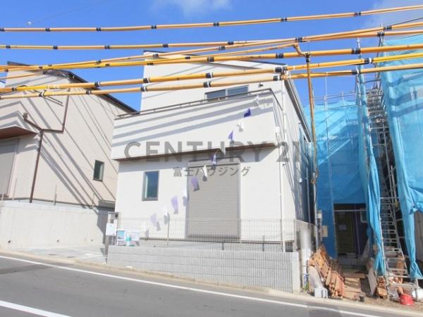 藤沢市石川５丁目の新築一戸建