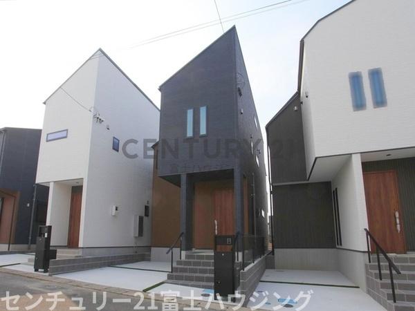 藤沢市善行2丁目　新築戸建　2号棟　全5棟