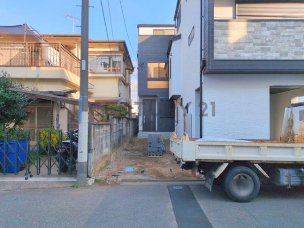 藤沢市辻堂元町2丁目　新築分譲住宅　1号棟　全3棟