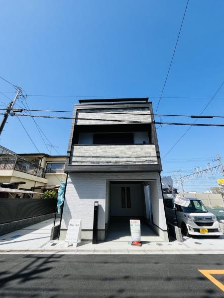 藤沢市辻堂元町2丁目　新築分譲住宅　2号棟　全3棟