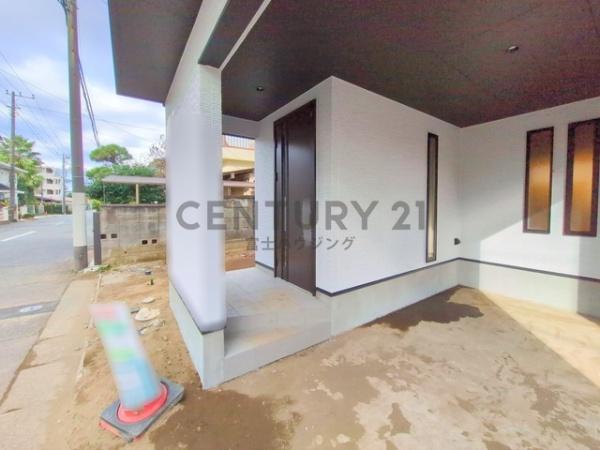 藤沢市辻堂元町2丁目　新築分譲住宅　2号棟　全3棟