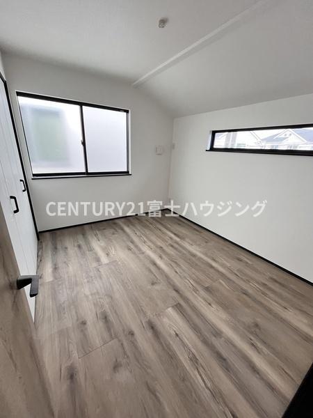 藤沢市亀井野4丁目　新築戸建　全1棟