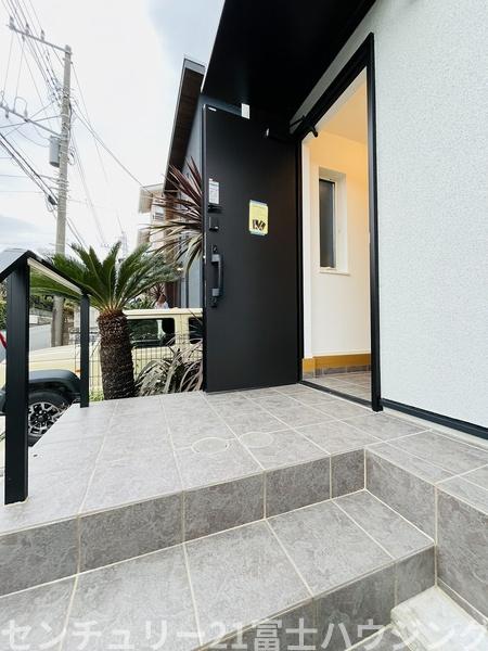 藤沢市片瀬山１丁目の中古一戸建て