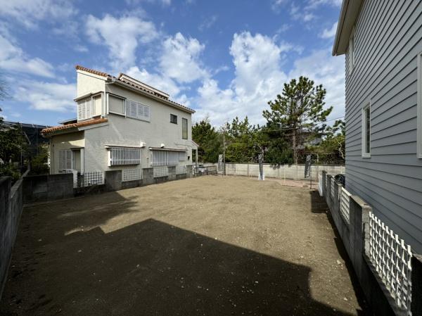 藤沢市鵠沼松が岡4丁目　条件無売地　全1区画