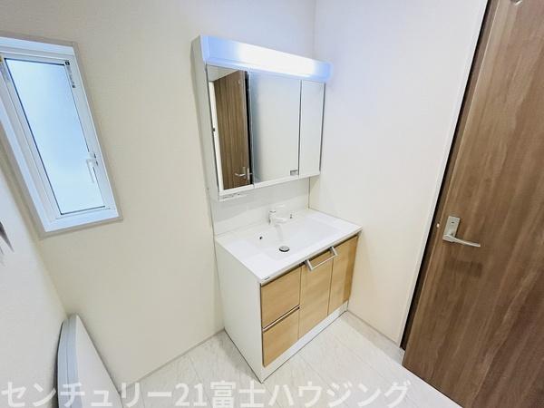 藤沢市遠藤　新築1号棟　全2棟
