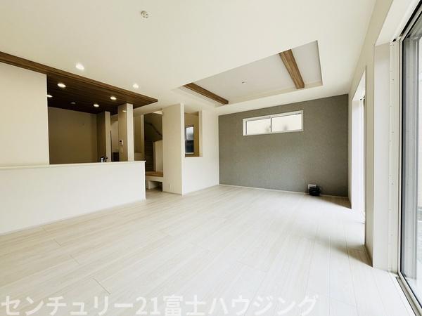 藤沢市遠藤　新築2号棟　全2棟