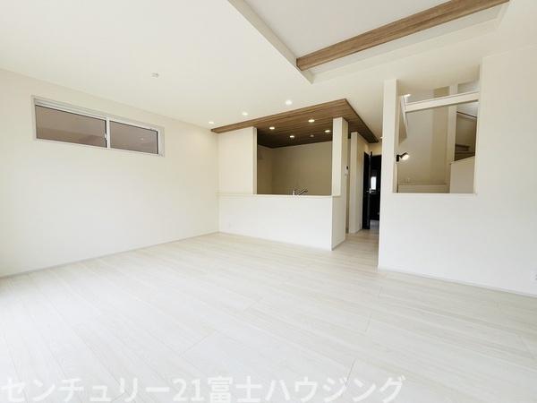 藤沢市遠藤　新築2号棟　全2棟