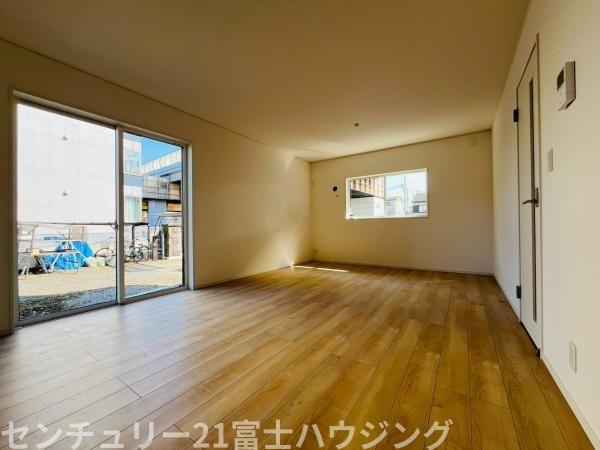 茅ヶ崎市赤羽根第13　新築戸建3号棟　全5棟