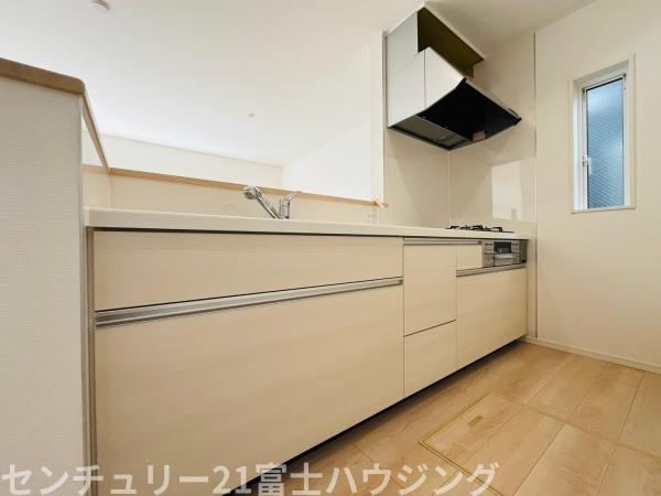 茅ヶ崎市赤羽根第13　新築戸建4号棟　全5棟
