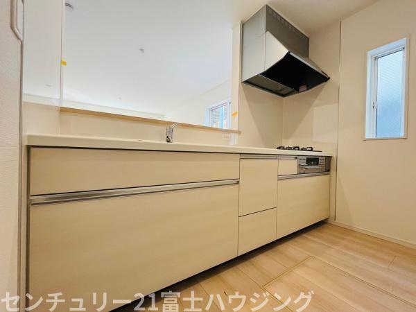 茅ヶ崎市赤羽根第13　新築戸建5号棟　全5棟