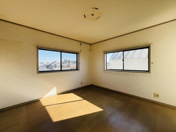 藤沢市鵠沼藤が谷４丁目の中古一戸建て