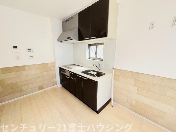 茅ヶ崎市甘沼　中古戸建