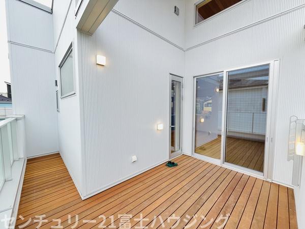 藤沢市辻堂6丁目　新築戸建　全1棟