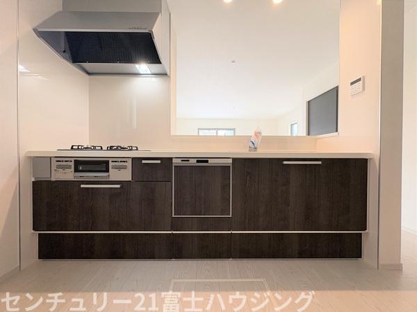 茅ヶ崎市柳島1期　新築戸建1号棟　全2棟