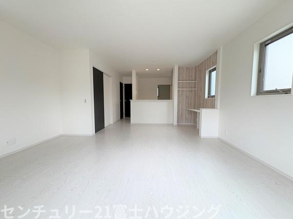茅ヶ崎市柳島1期　新築戸建1号棟　全2棟