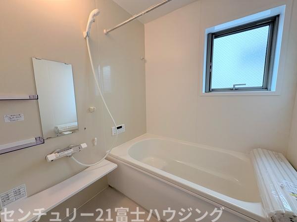 茅ヶ崎市柳島1期　新築戸建2号棟　全2棟