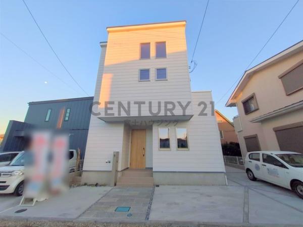 藤沢市城南5丁目2　新築A号棟　全2棟