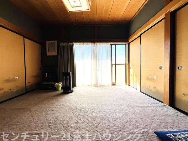平塚市田村７丁目の中古一戸建て