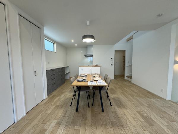 茅ヶ崎市美住町　新築戸建1号棟　全4棟