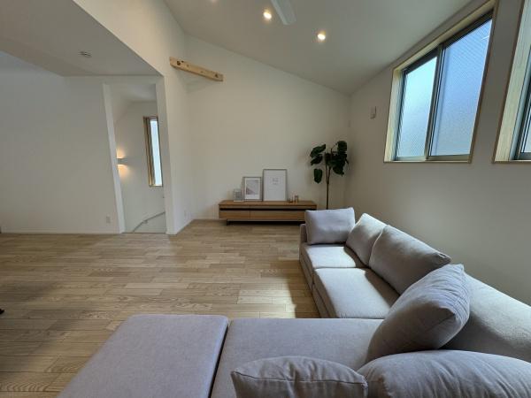 茅ヶ崎市美住町　新築戸建1号棟　全4棟