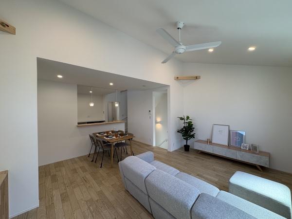 茅ヶ崎市美住町　新築戸建4号棟　全4棟