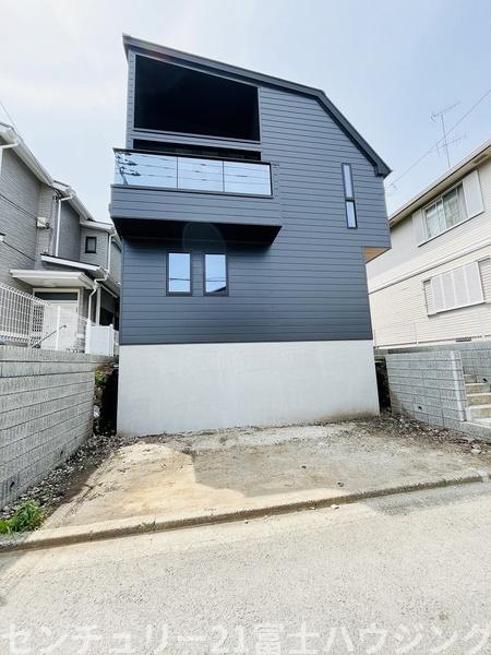 藤沢市本藤沢3丁目　新築戸建　全1棟