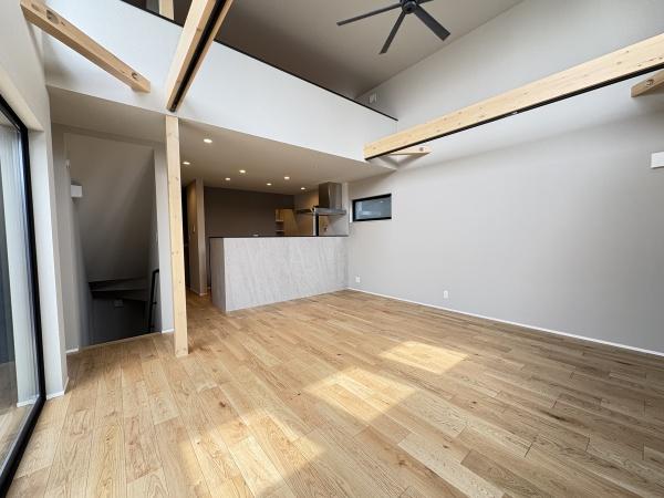藤沢市城南1丁目4　新築B棟　全2区画