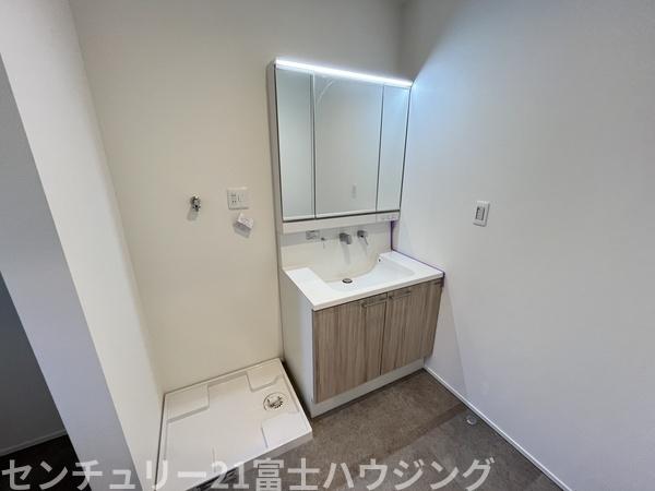 茅ヶ崎市松風台4　新築B棟　全2棟
