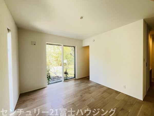 茅ヶ崎市松風台4　新築B棟　全2棟
