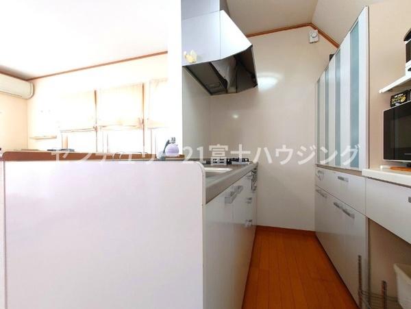 茅ヶ崎市松が丘2丁目　中古戸建