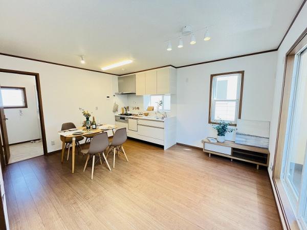 藤沢市西富2丁目　中古戸建