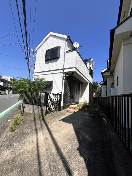 茅ヶ崎市中海岸２丁目の中古一戸建て