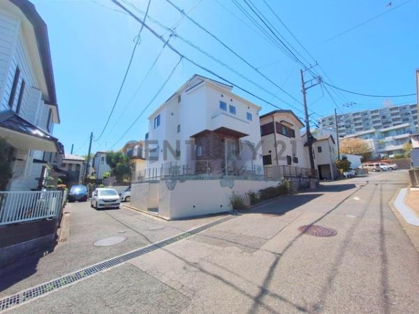 藤沢市白旗3丁目　新築戸建　全1棟