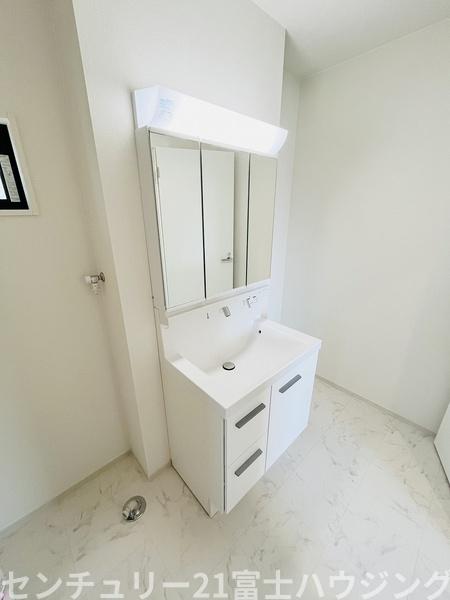 茅ヶ崎市小和田3期　新築分譲住宅　1号棟　全2棟