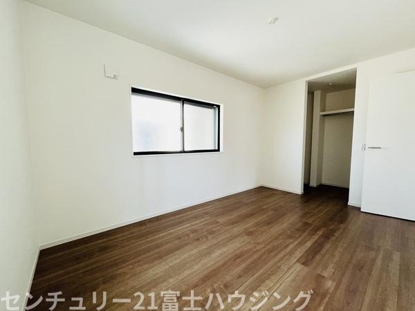 茅ヶ崎市小和田3期　新築分譲住宅　1号棟　全2棟