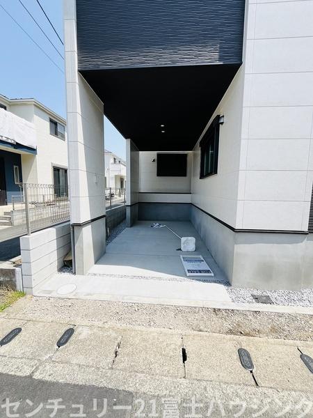 茅ヶ崎市小和田3期　新築分譲住宅　1号棟　全2棟