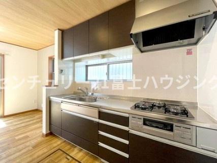 藤沢市西富1丁目　中古戸建
