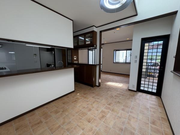 茅ヶ崎市小和田1丁目　中古戸建